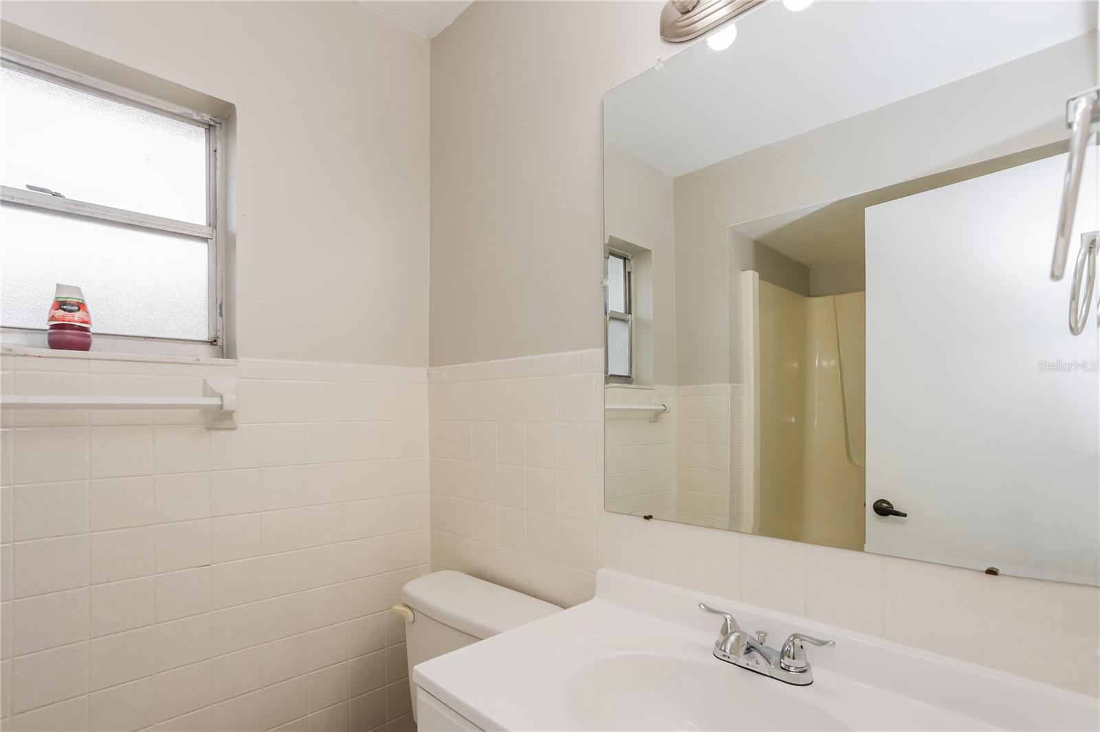 Image 8 of 16 For 1552 Foxridge Run Sw