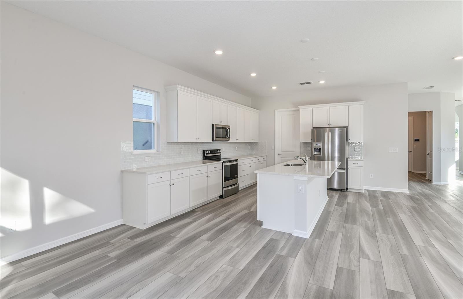 Image 11 of 21 For 3259 Ellsworth Avenue