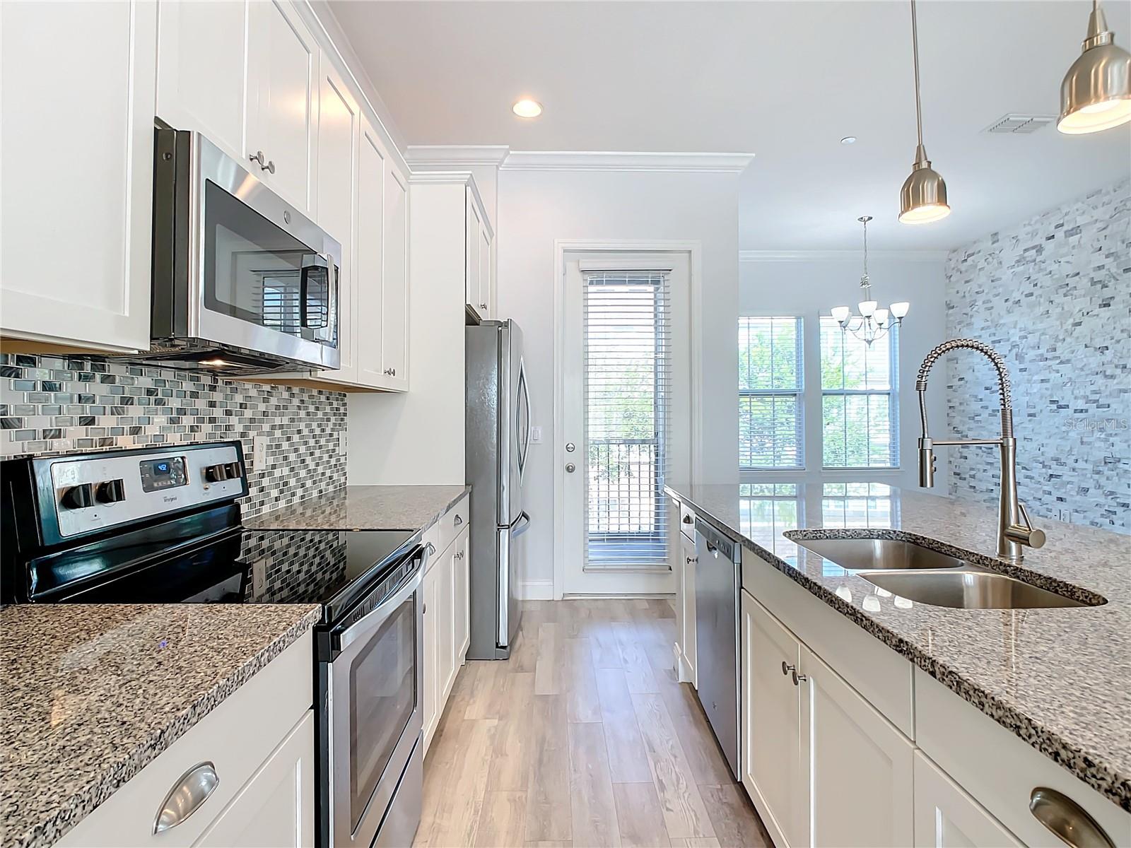 Image 12 of 60 For 869 Taramundi Drive