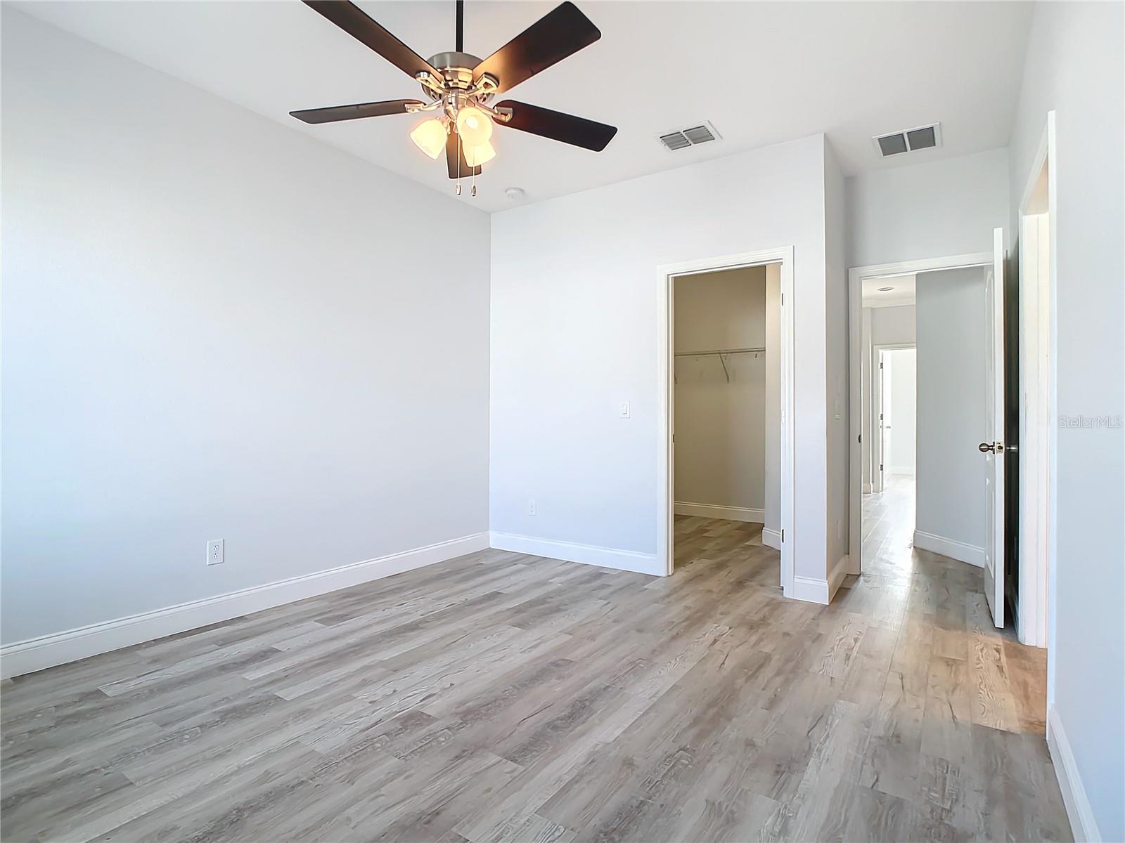 Image 30 of 60 For 869 Taramundi Drive