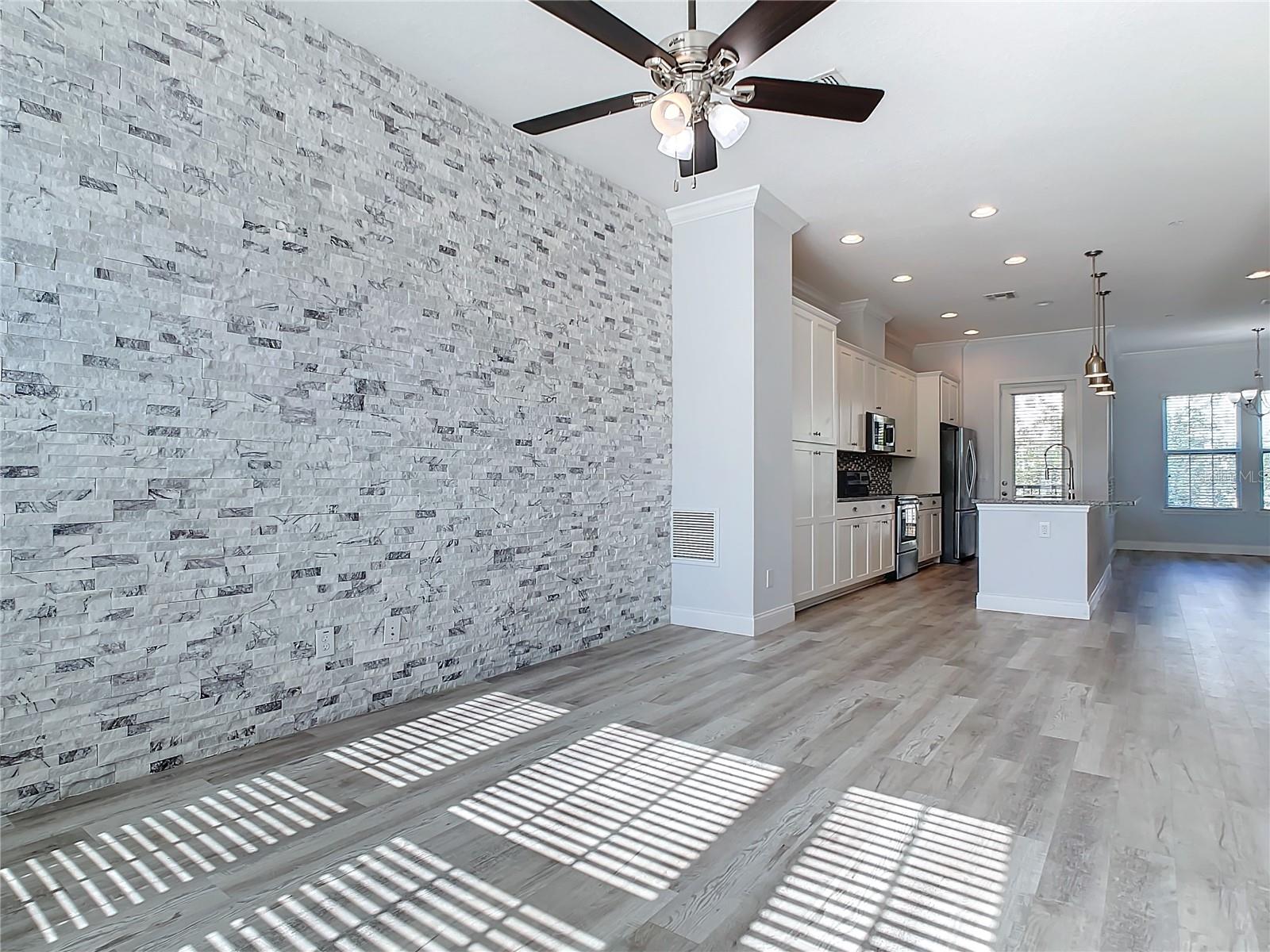 Image 8 of 60 For 869 Taramundi Drive