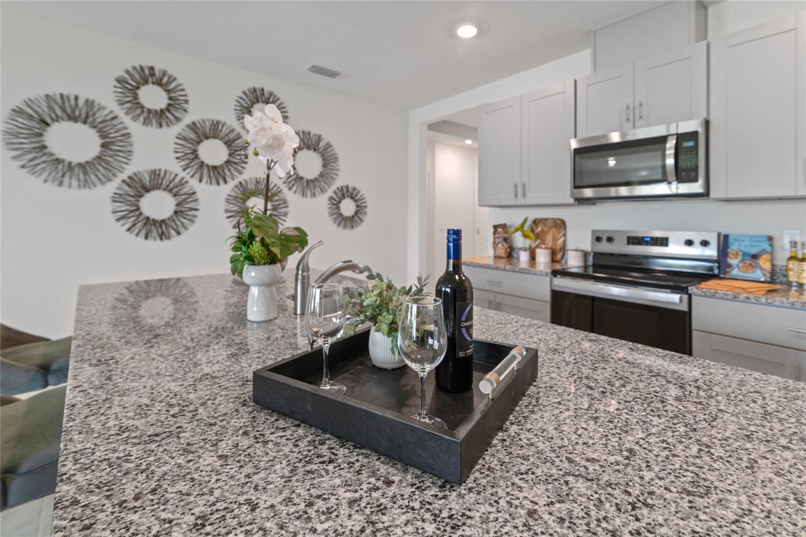 Image 10 of 55 For 1499 Fountain View Street