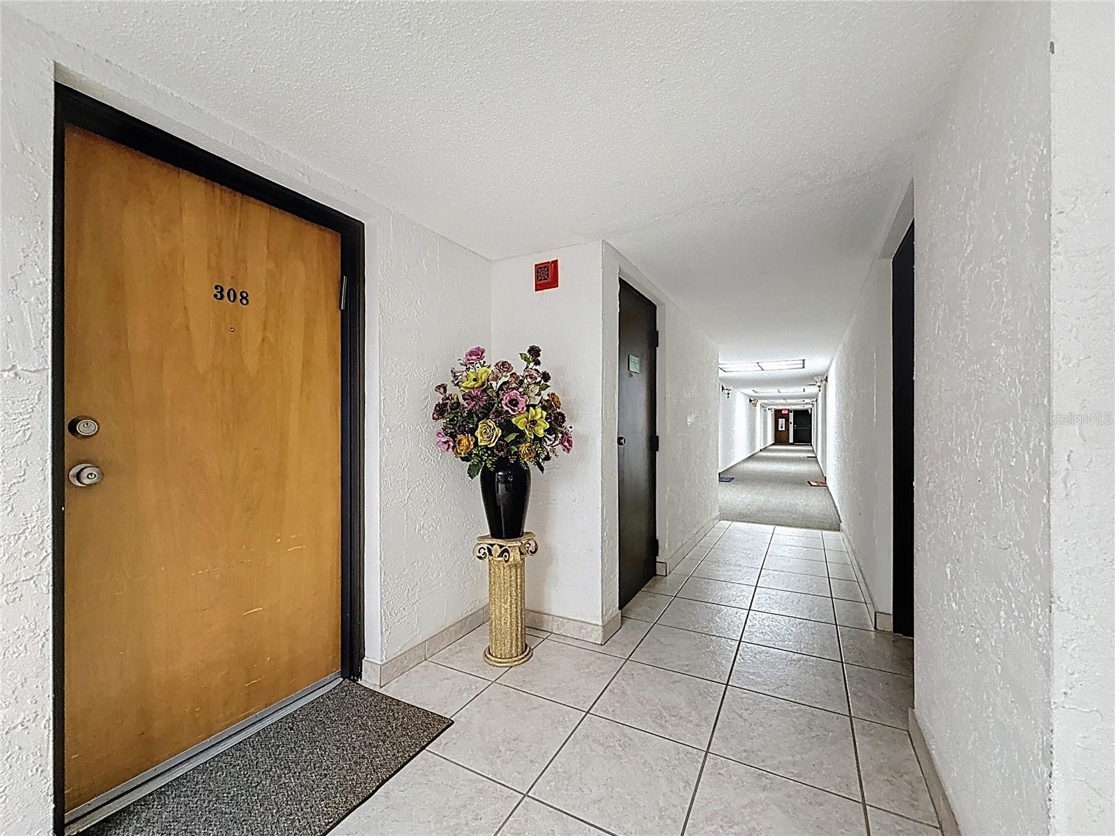 Image 10 of 77 For 2591 Countryside Boulevard 5308