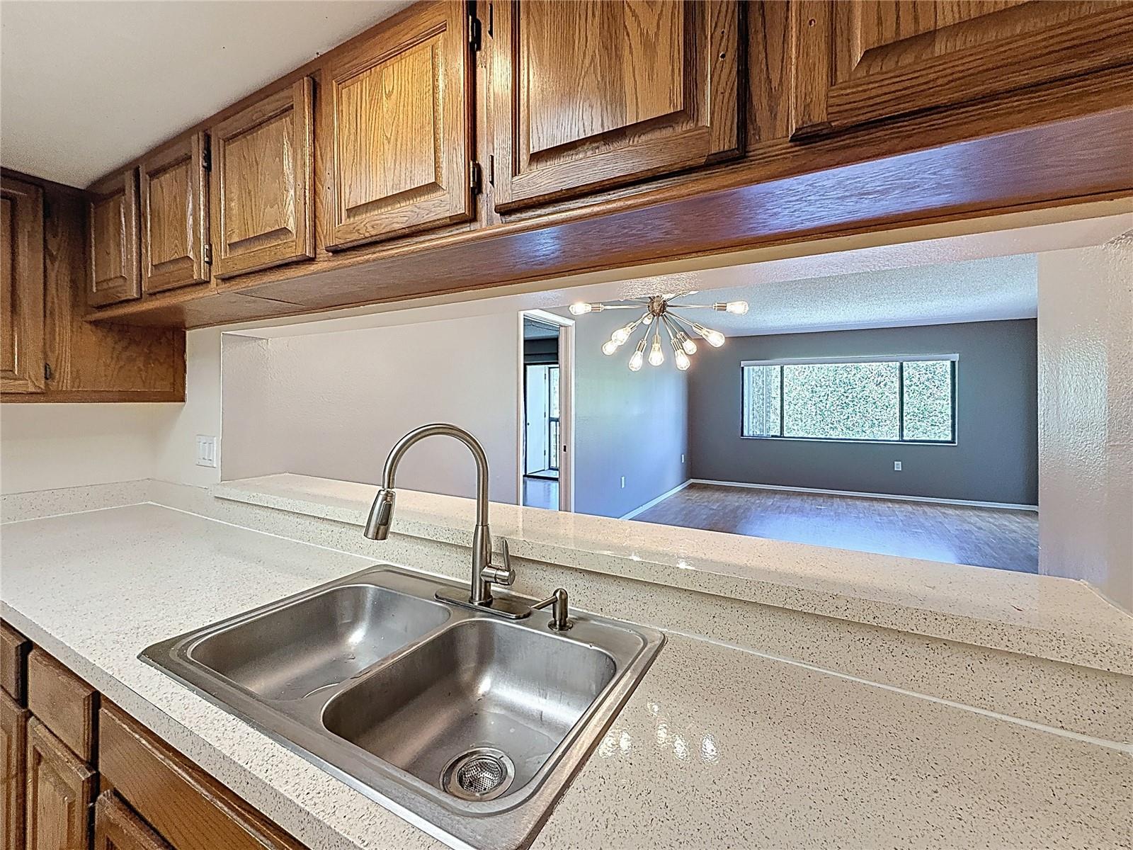 Image 19 of 77 For 2591 Countryside Boulevard 5308