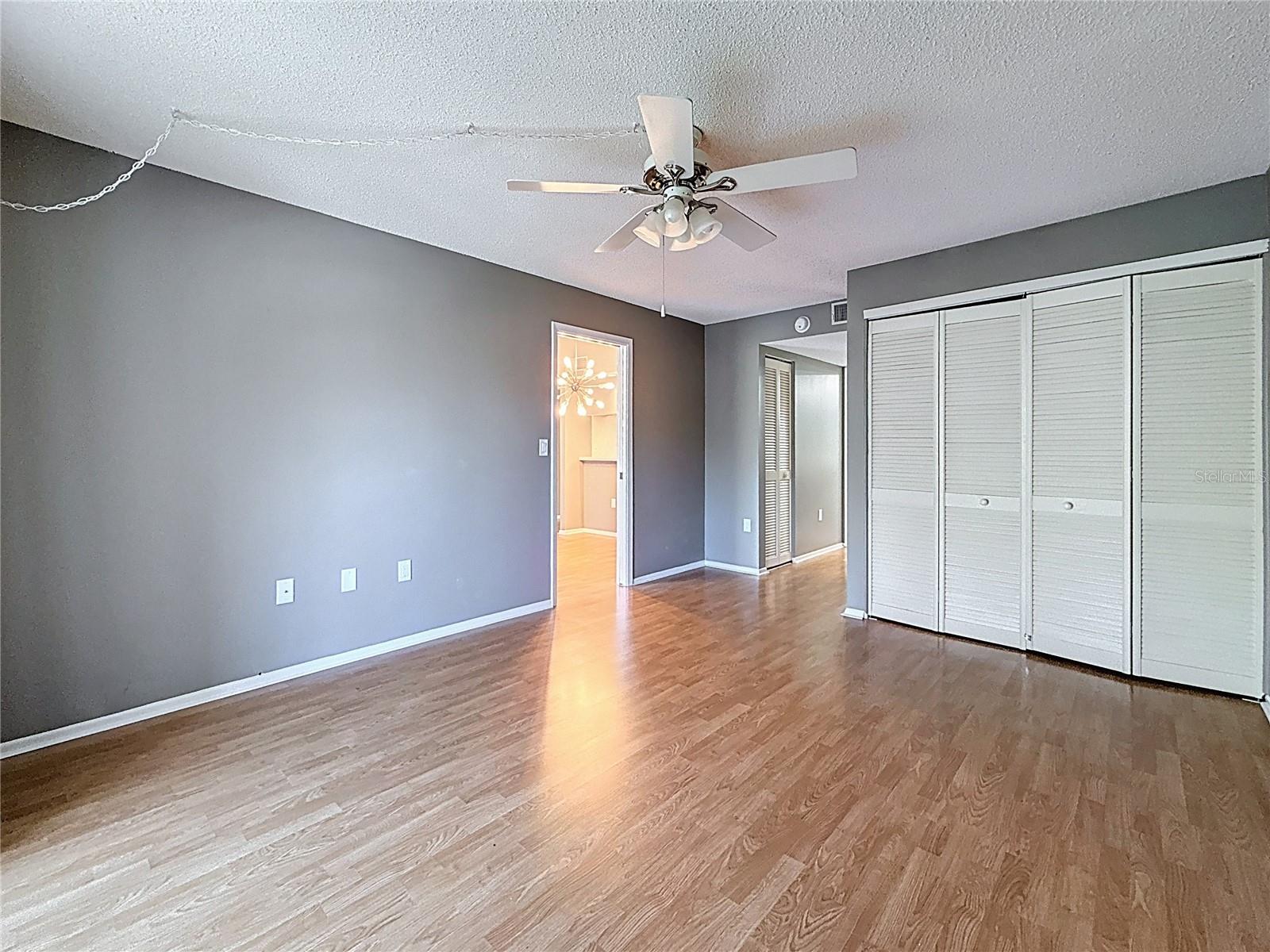 Image 28 of 77 For 2591 Countryside Boulevard 5308