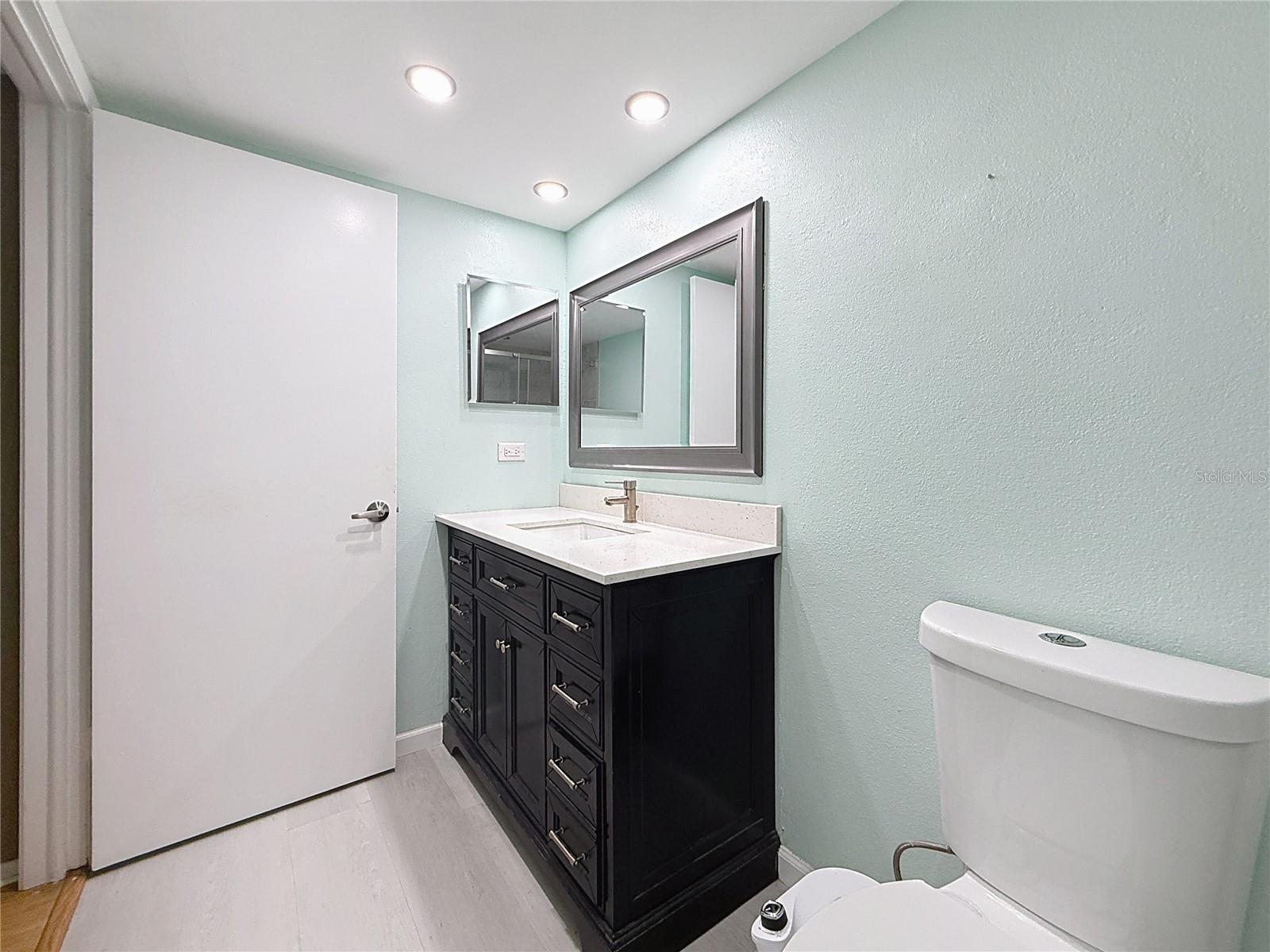 Image 32 of 77 For 2591 Countryside Boulevard 5308