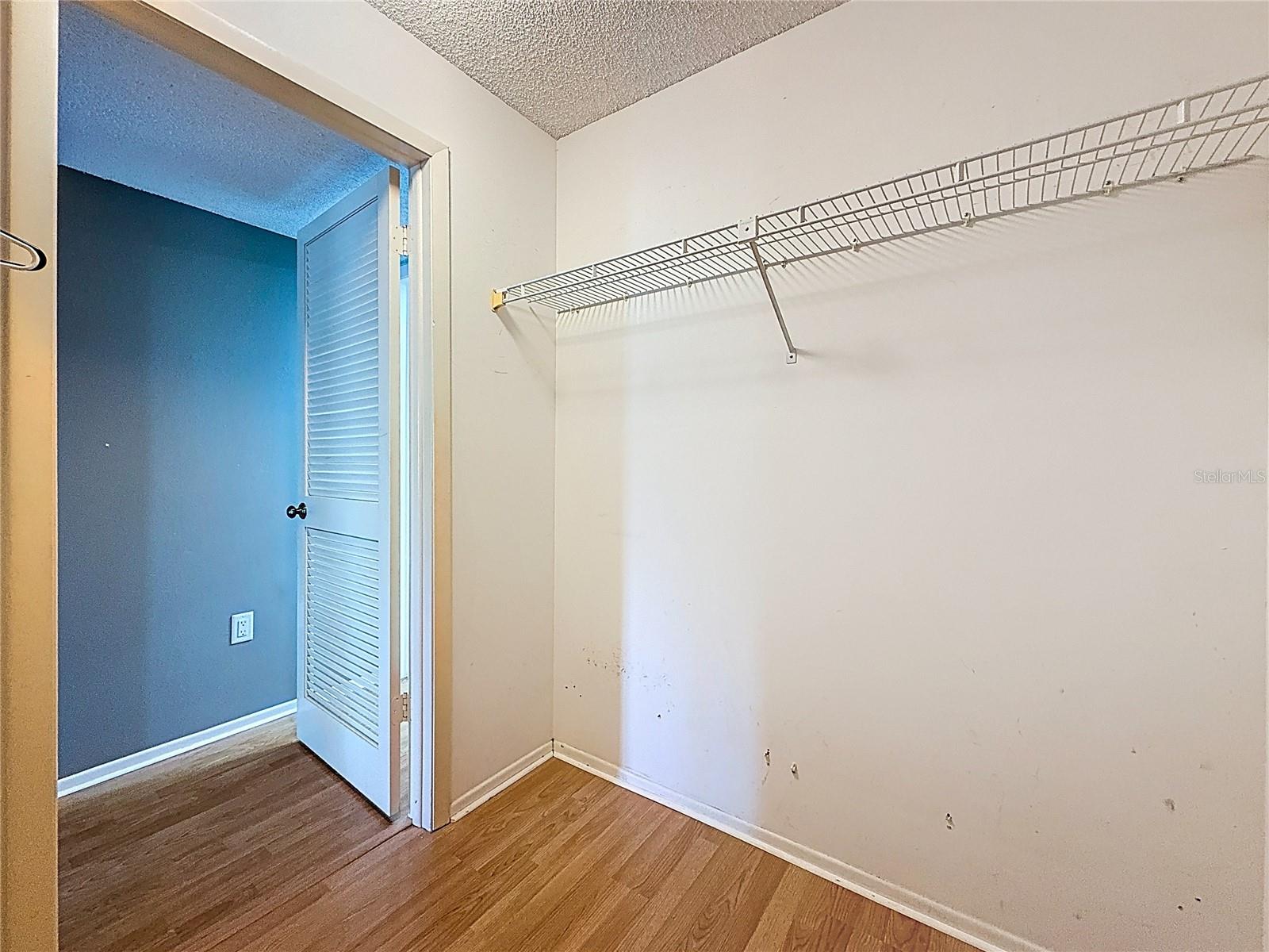 Image 33 of 77 For 2591 Countryside Boulevard 5308
