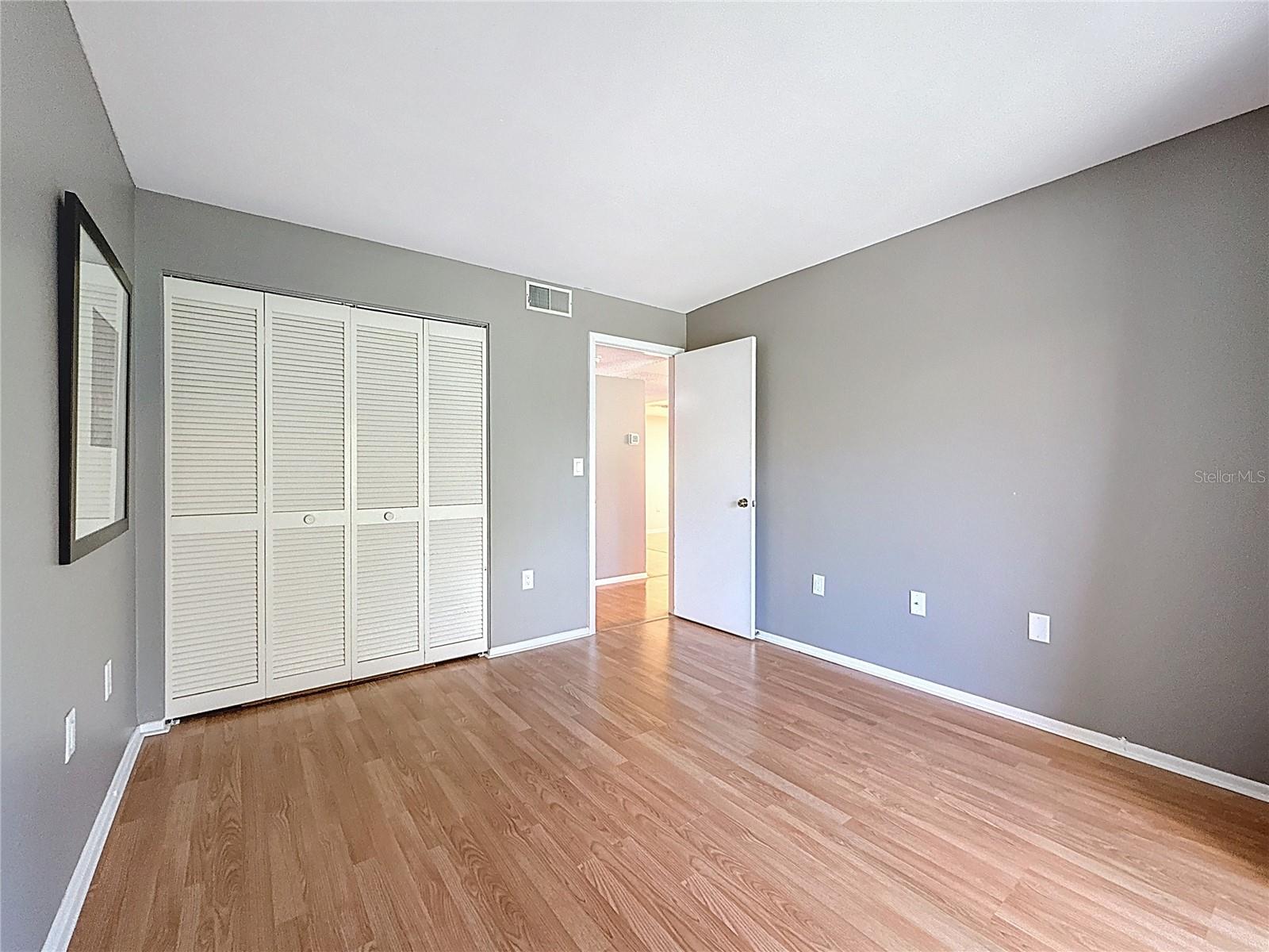 Image 41 of 77 For 2591 Countryside Boulevard 5308