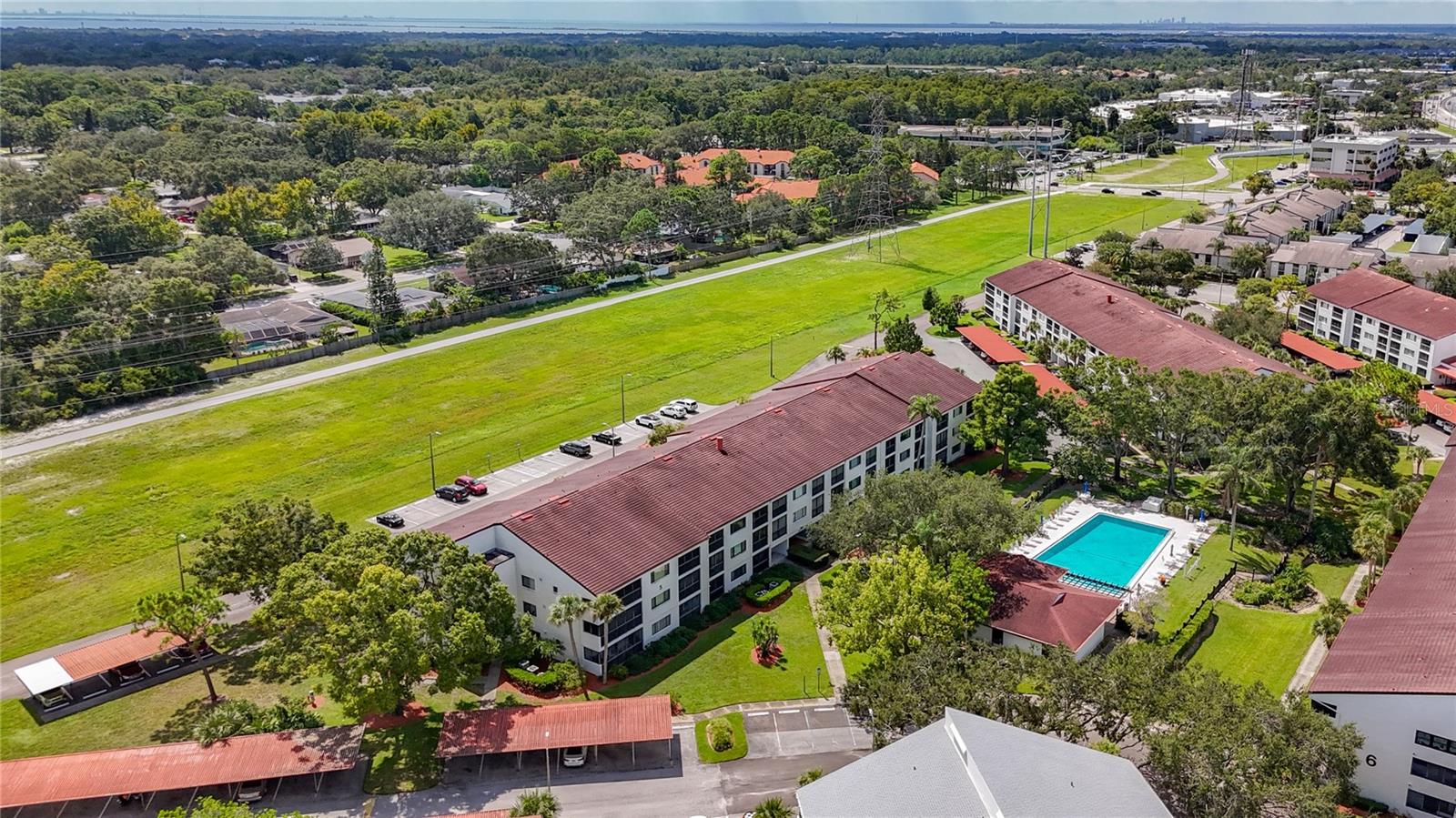 Image 65 of 77 For 2591 Countryside Boulevard 5308