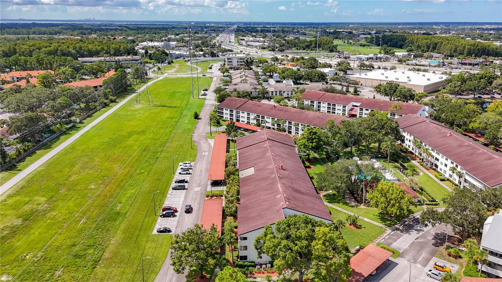 Image 67 of 77 For 2591 Countryside Boulevard 5308