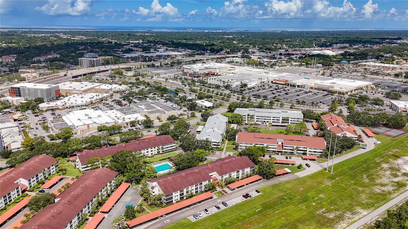 Image 76 of 77 For 2591 Countryside Boulevard 5308