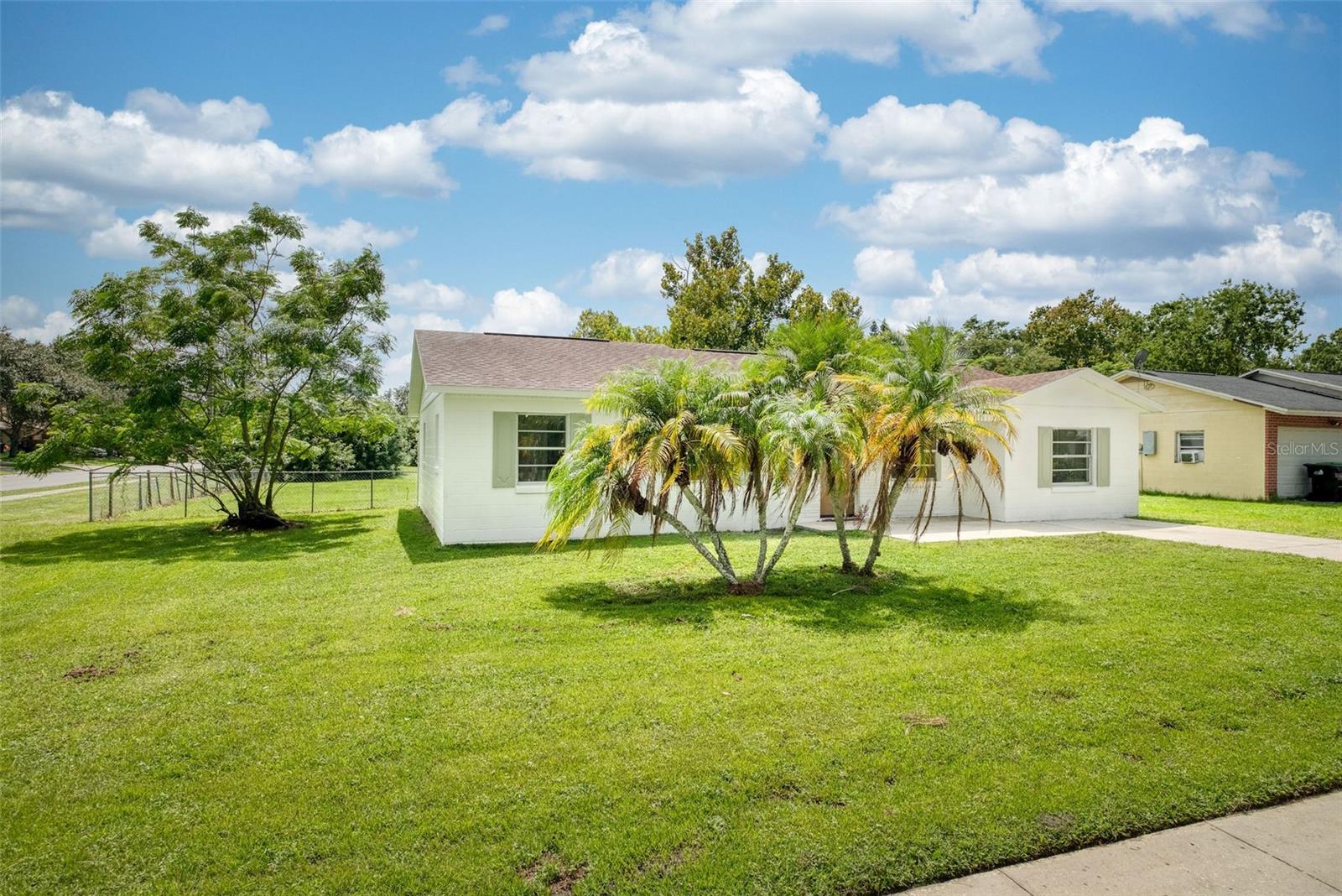Image 3 of 24 For 4204 Carousel Road