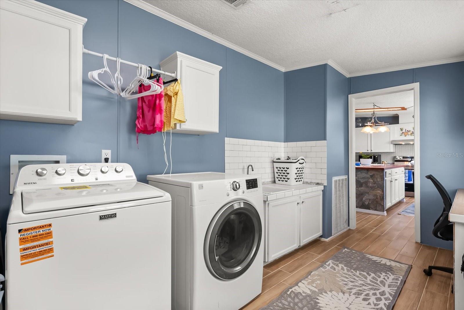 Image 17 of 33 For 25458 Antler Street