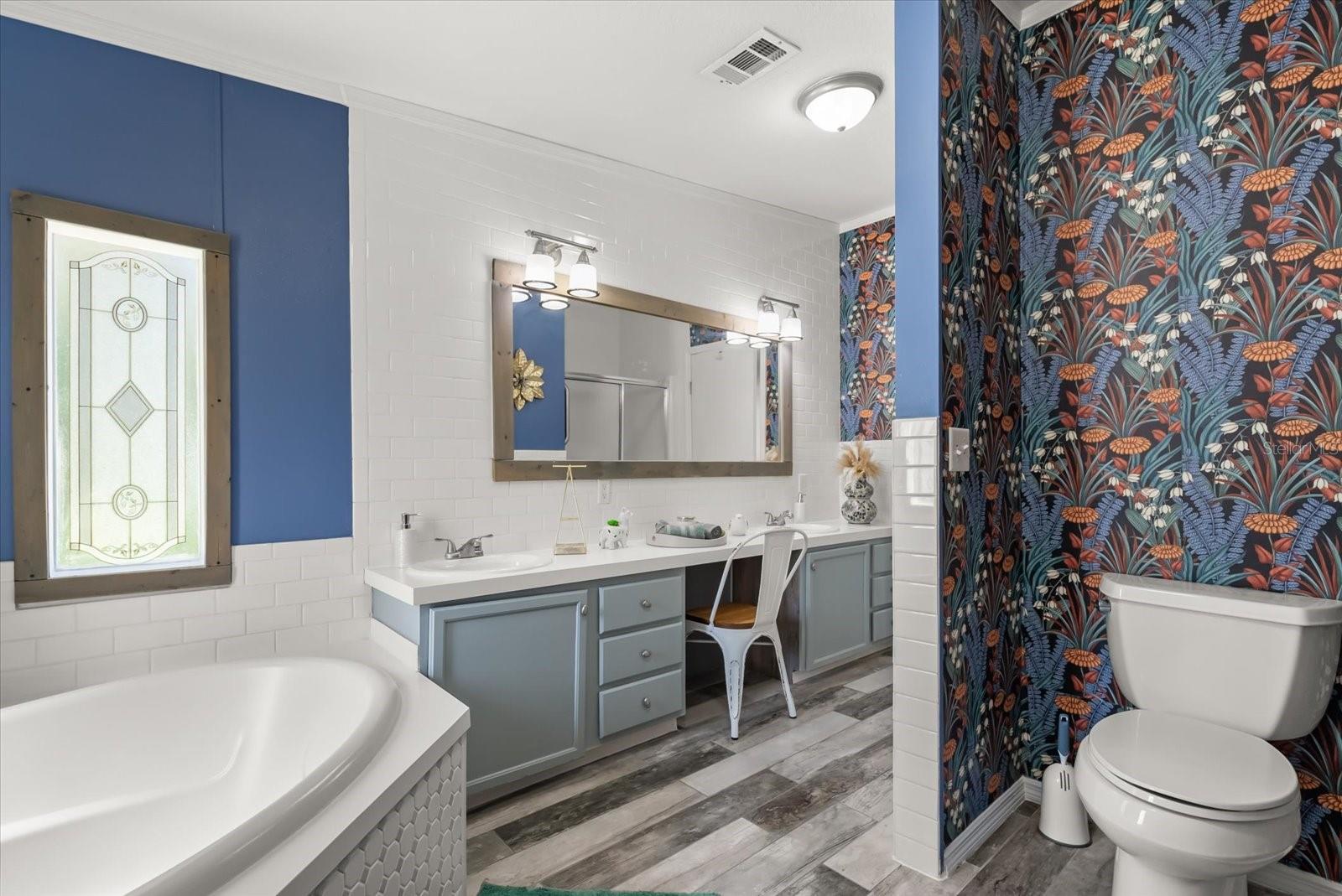 Image 21 of 33 For 25458 Antler Street