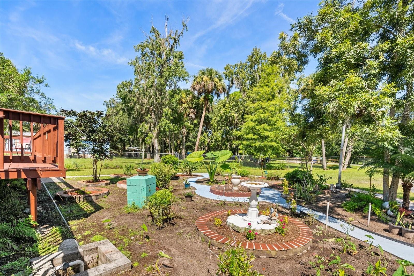 Image 31 of 33 For 25458 Antler Street