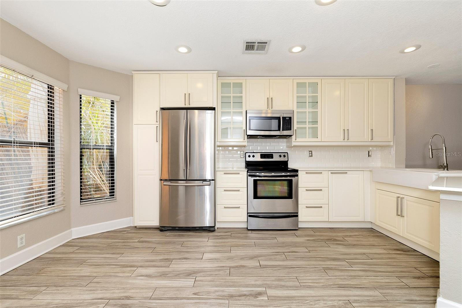 Image 5 of 26 For 7711 Sugar Bend Drive 7711