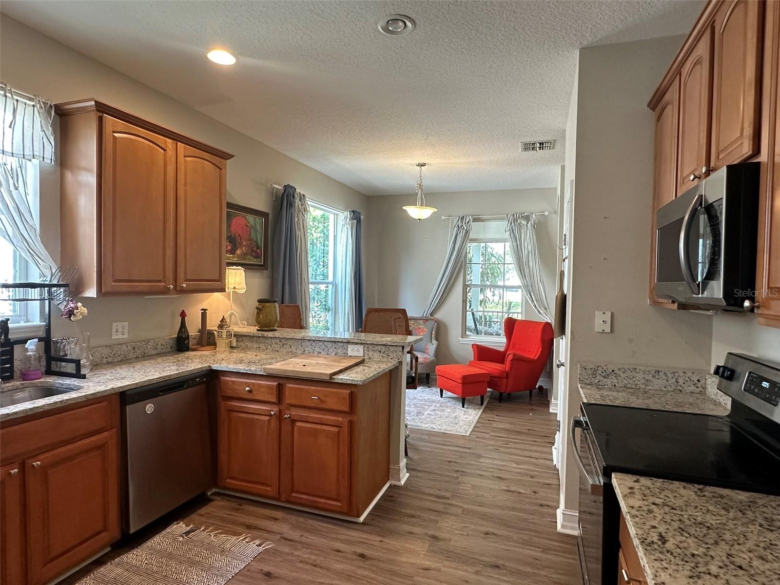 Image 13 of 37 For 6979 Bluestem Road