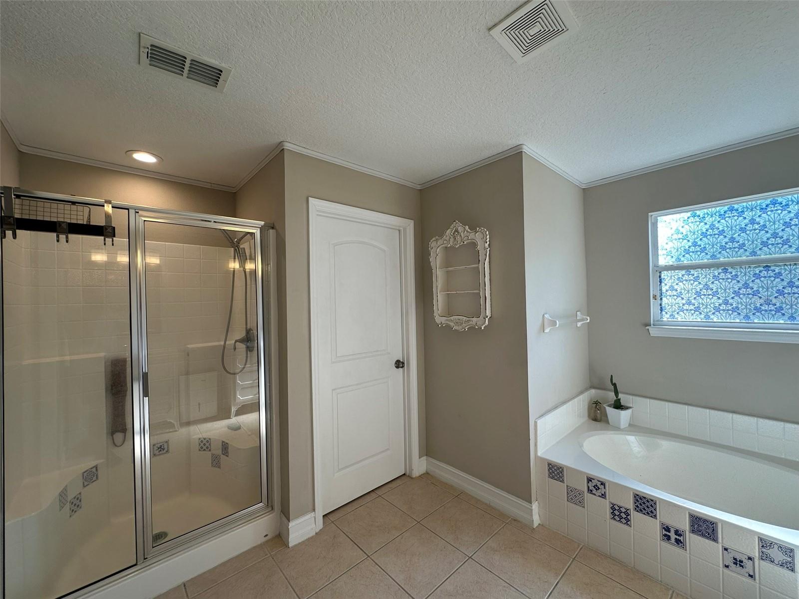 Image 23 of 37 For 6979 Bluestem Road