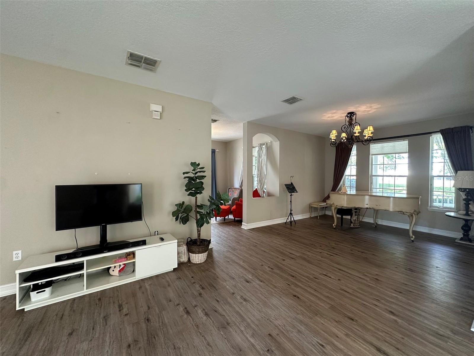Image 9 of 37 For 6979 Bluestem Road