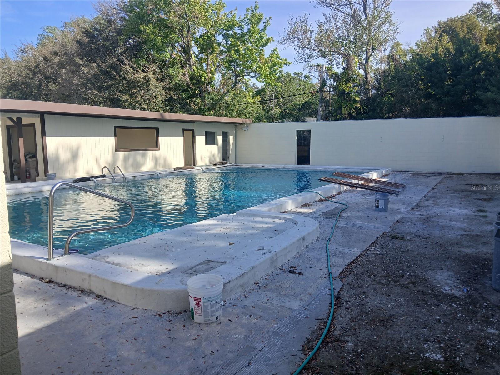 Image 7 of 8 For 3465 Edgewater Drive