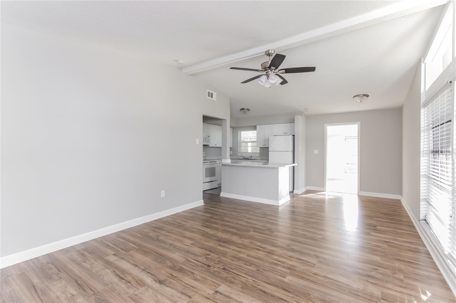 Image 3 of 16 For 3535 24th Parkway