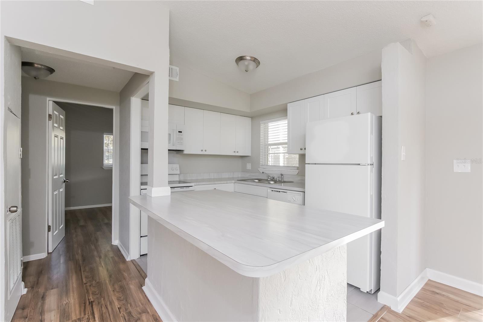 Image 5 of 16 For 3535 24th Parkway