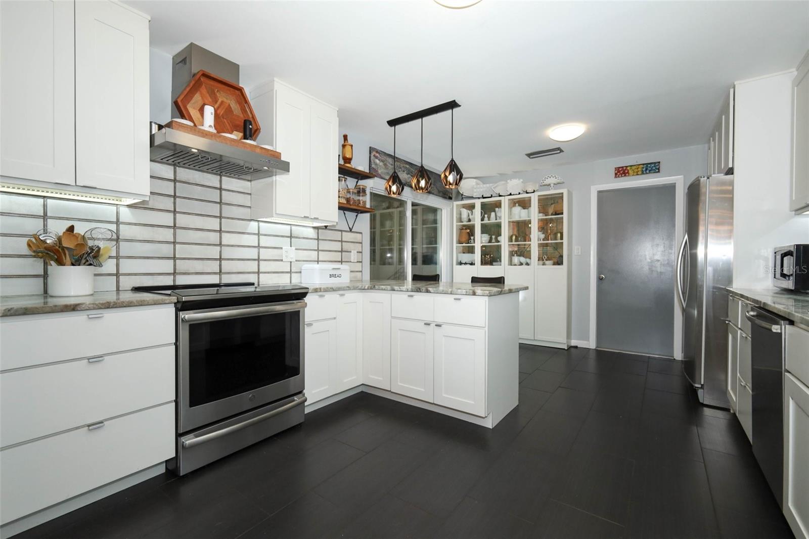 Image 10 of 62 For 935 Citrus Wood Court