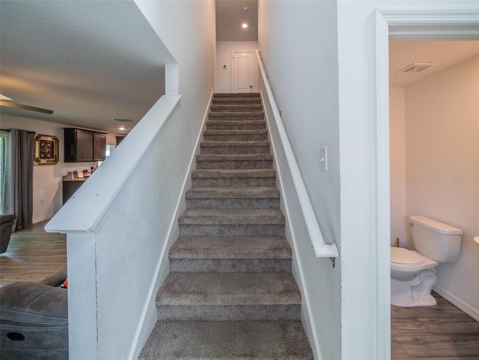 Image 4 of 25 For 938 Mansfield Road