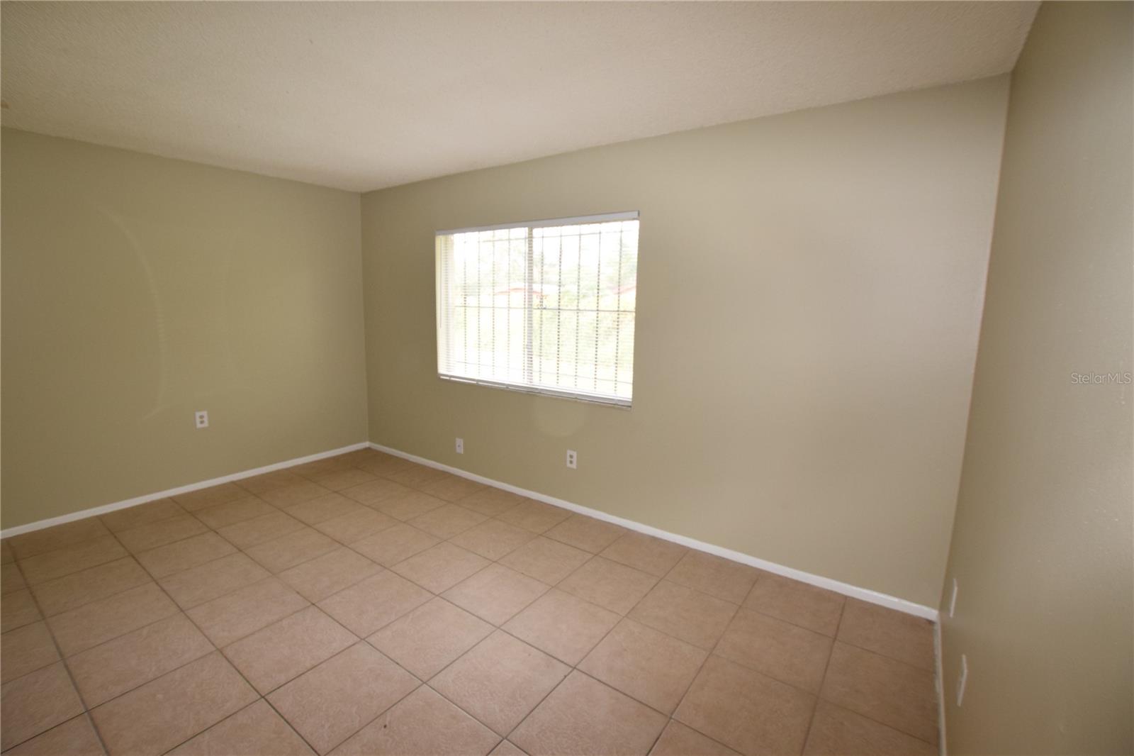 Image 16 of 21 For 3213 Split Willow Drive
