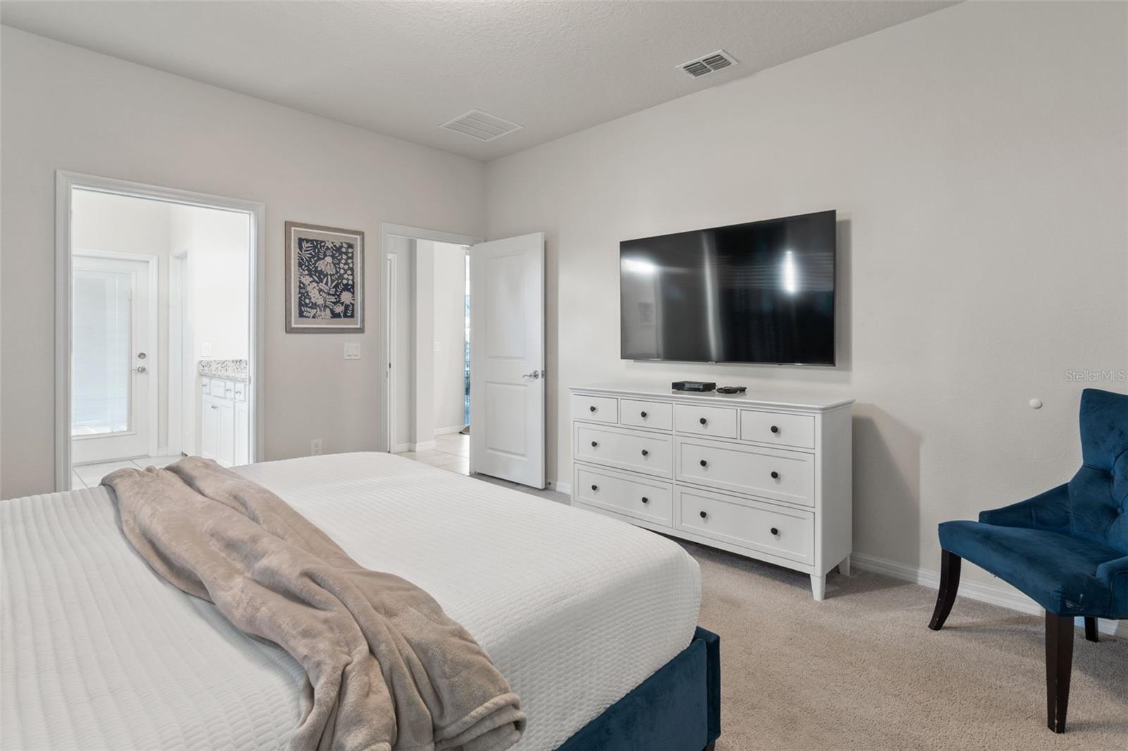 Image 13 of 54 For 2070 Lelani Circle