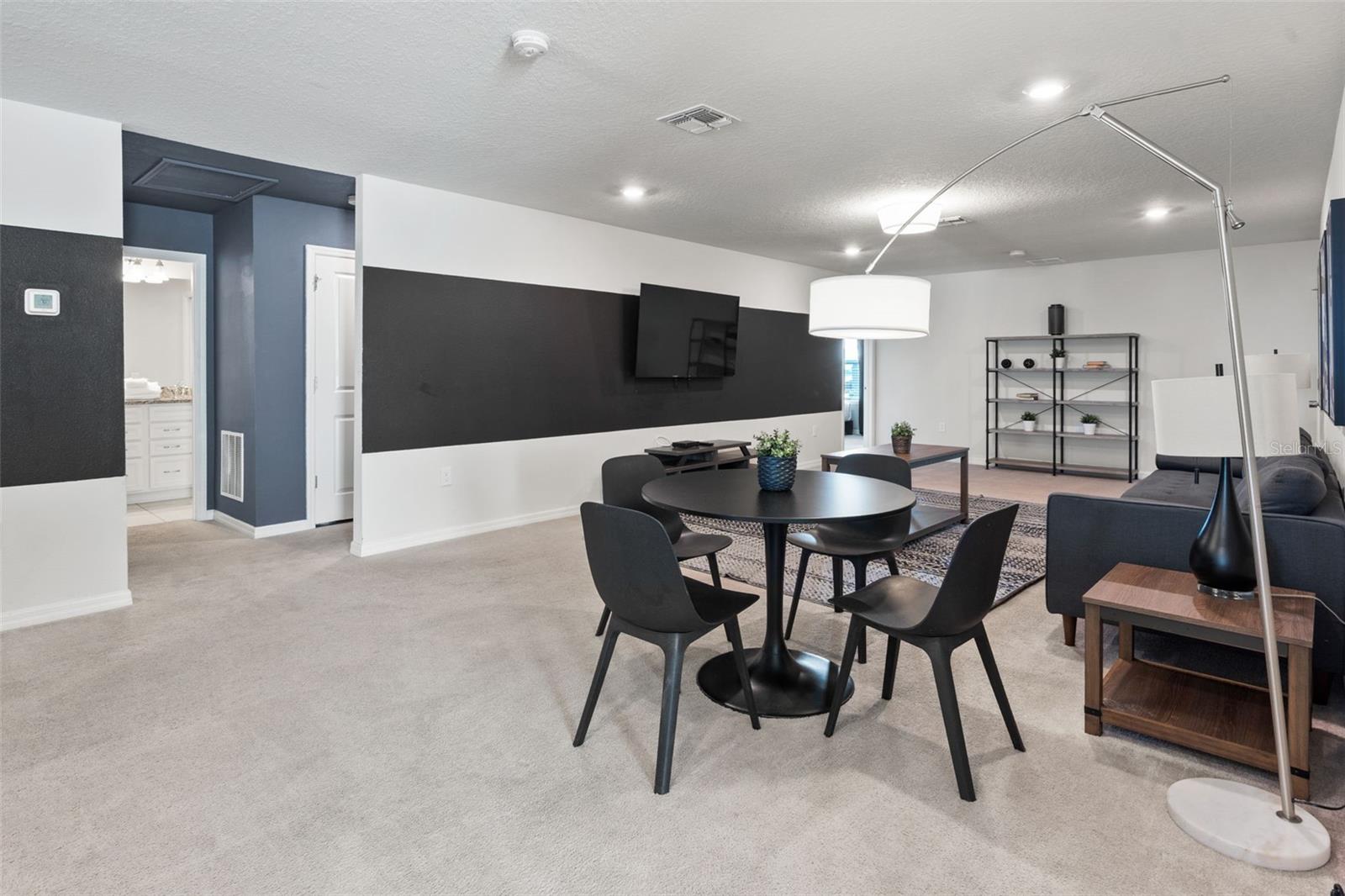 Image 15 of 54 For 2070 Lelani Circle