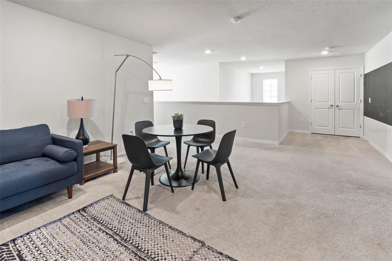 Image 18 of 54 For 2070 Lelani Circle