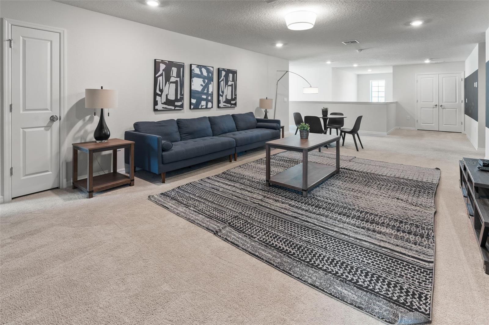 Image 19 of 54 For 2070 Lelani Circle