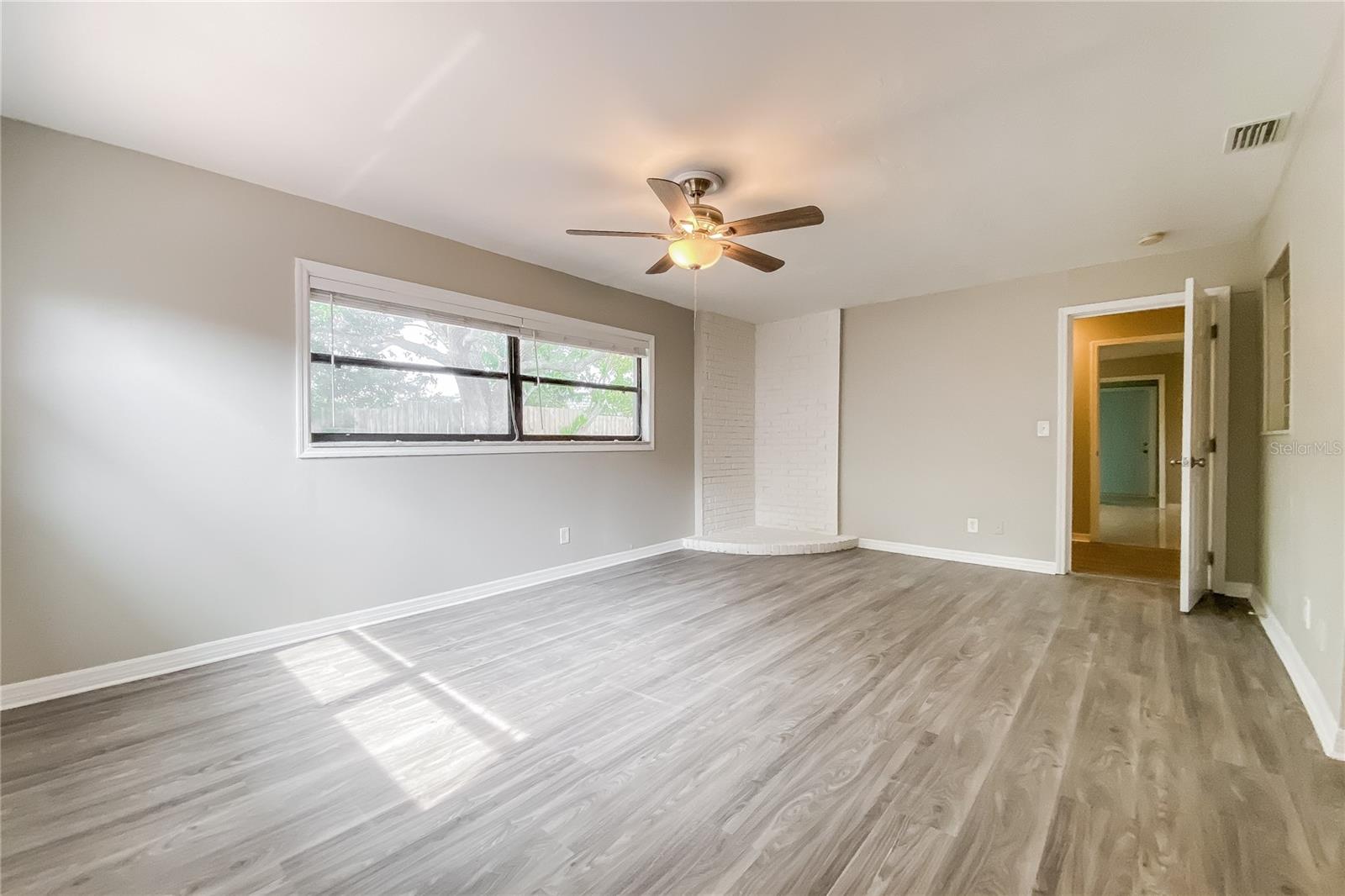 Image 3 of 16 For 1524 Sandy Lane