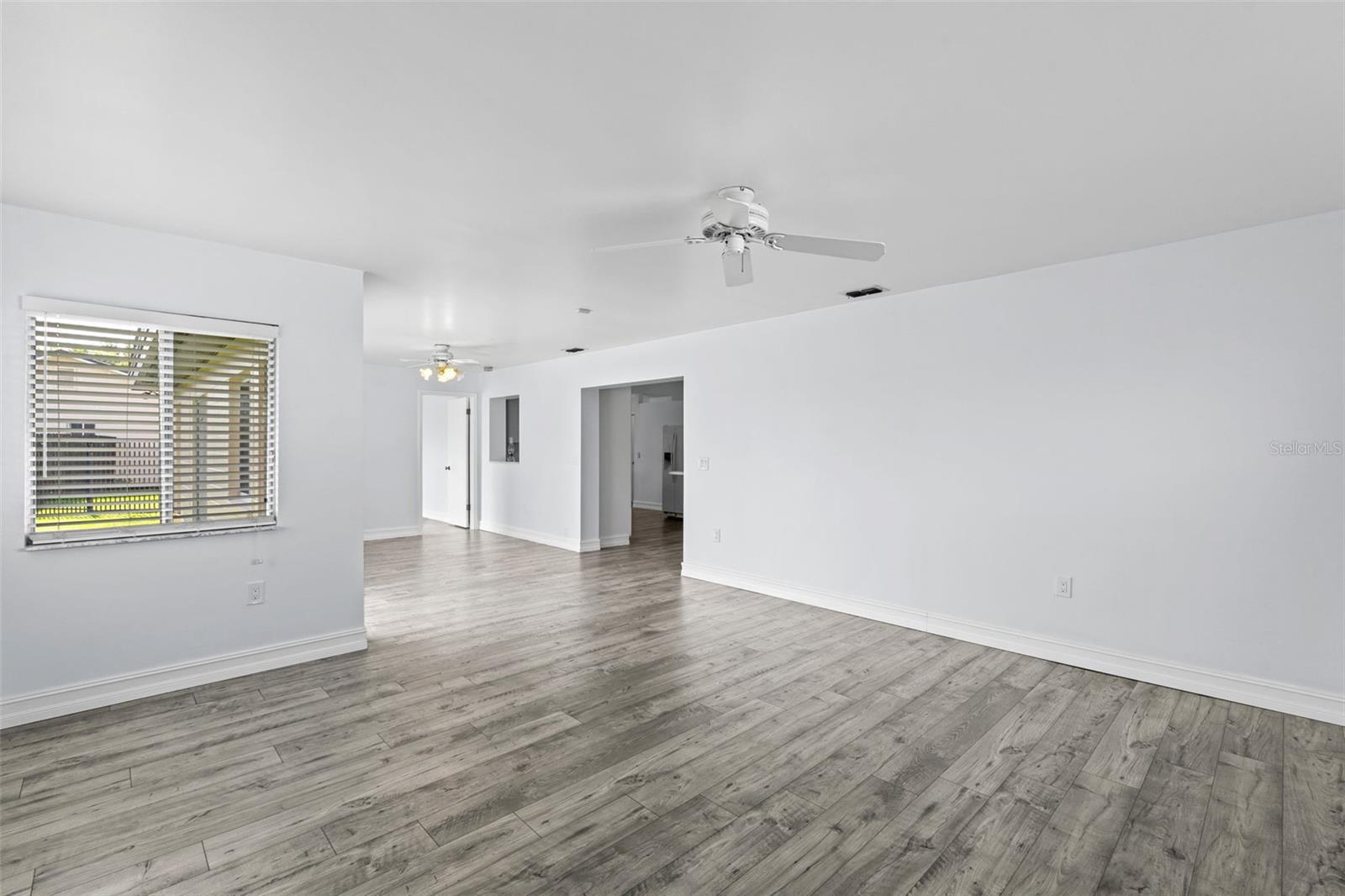 Image 10 of 20 For 2317 Woodleaf Court