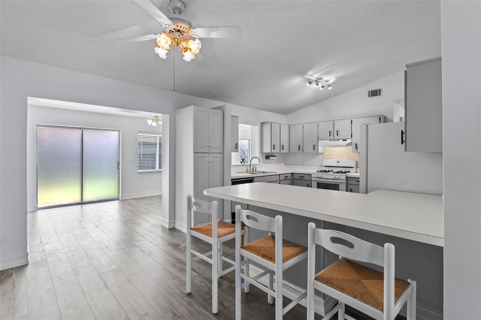 Image 3 of 20 For 2317 Woodleaf Court