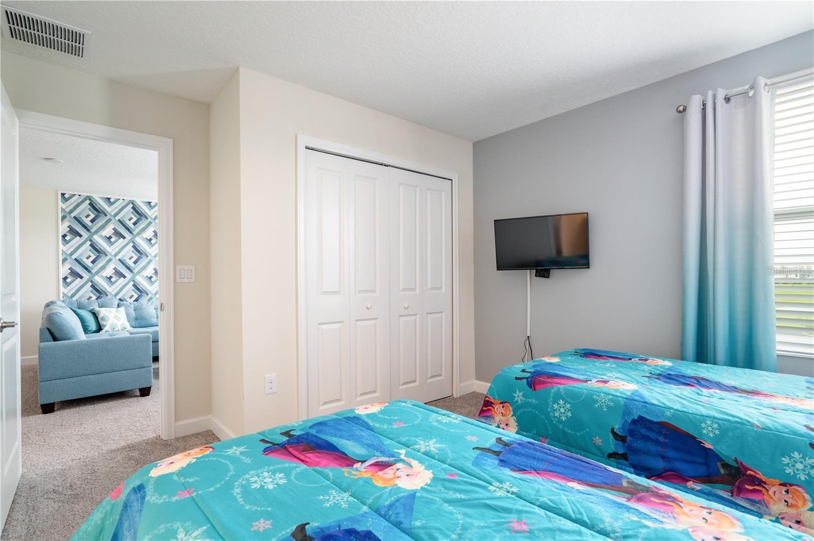 Image 23 of 33 For 1520 Maidstone Court