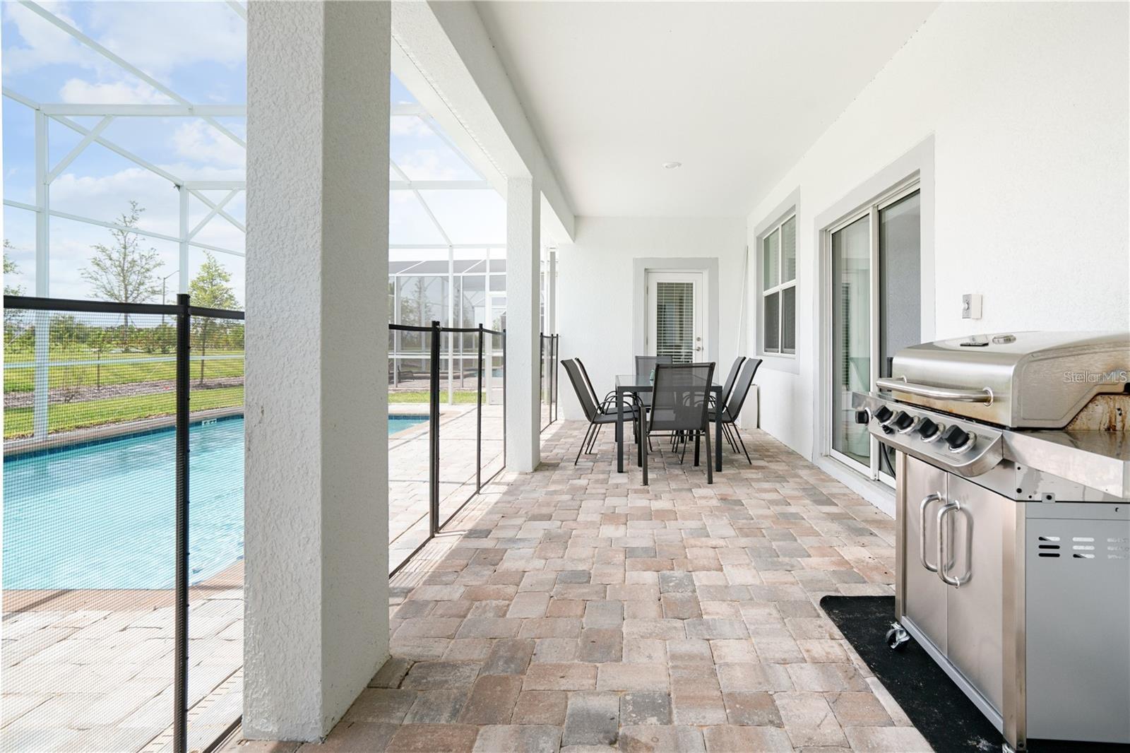 Image 30 of 33 For 1520 Maidstone Court