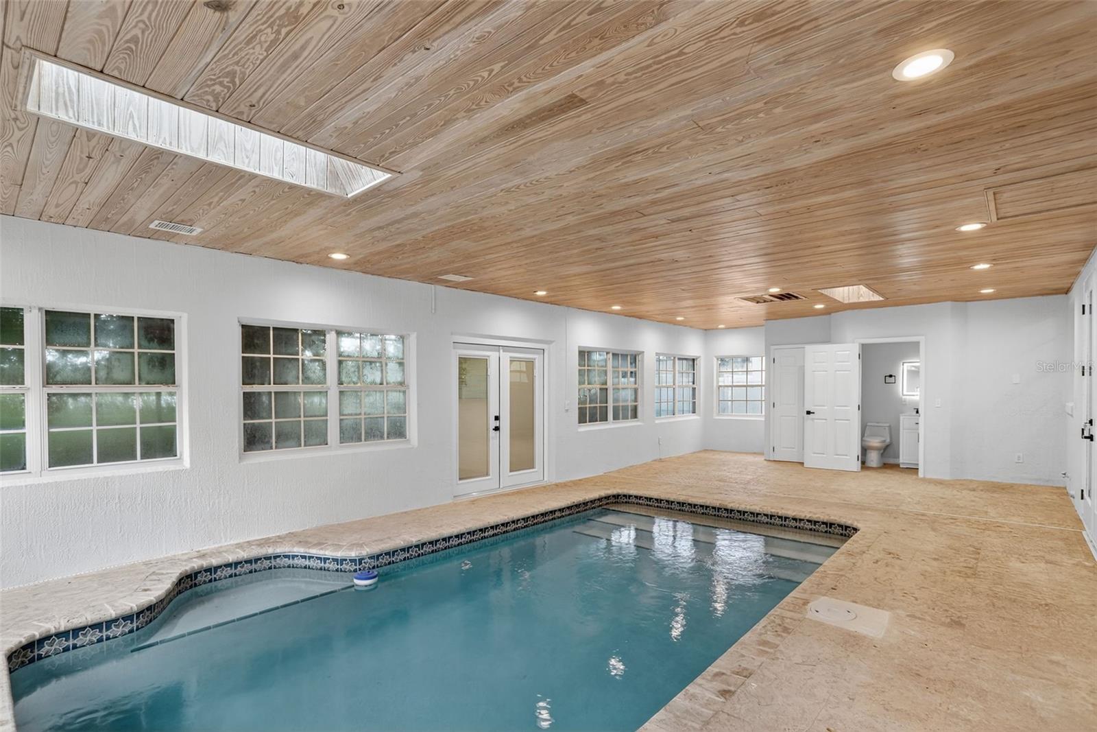 Image 13 of 40 For 4605 Riverton Drive