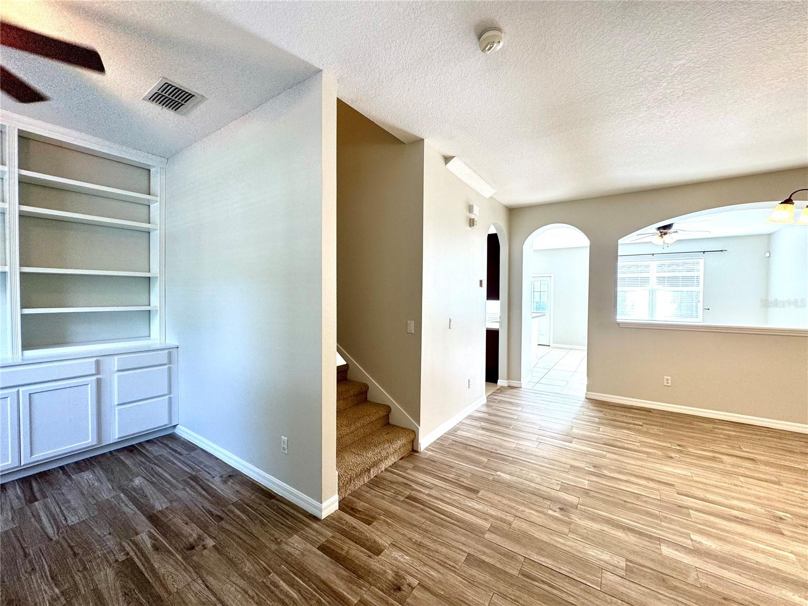 Image 11 of 29 For 13221 Silver Strand Falls Drive