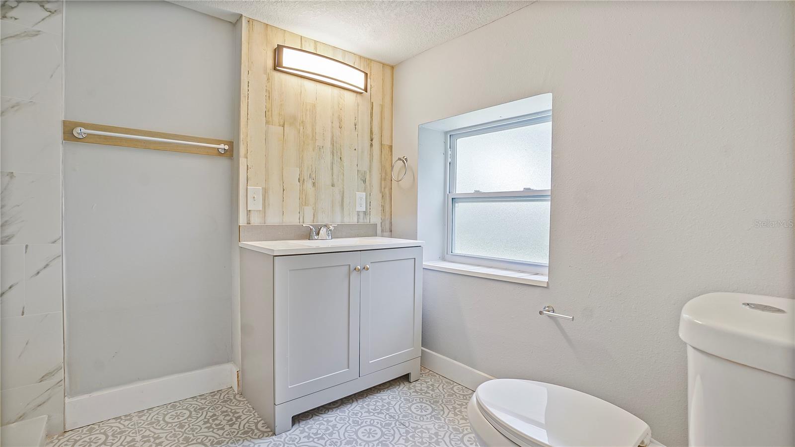 Image 4 of 16 For 721 13th Street