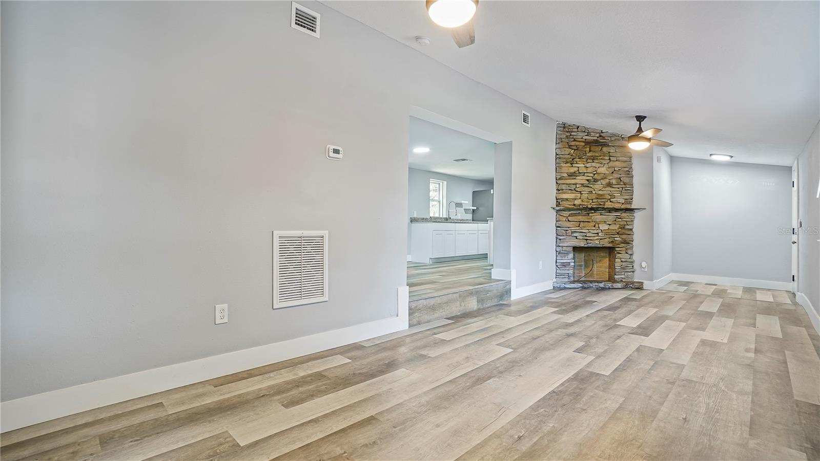 Image 9 of 16 For 721 13th Street