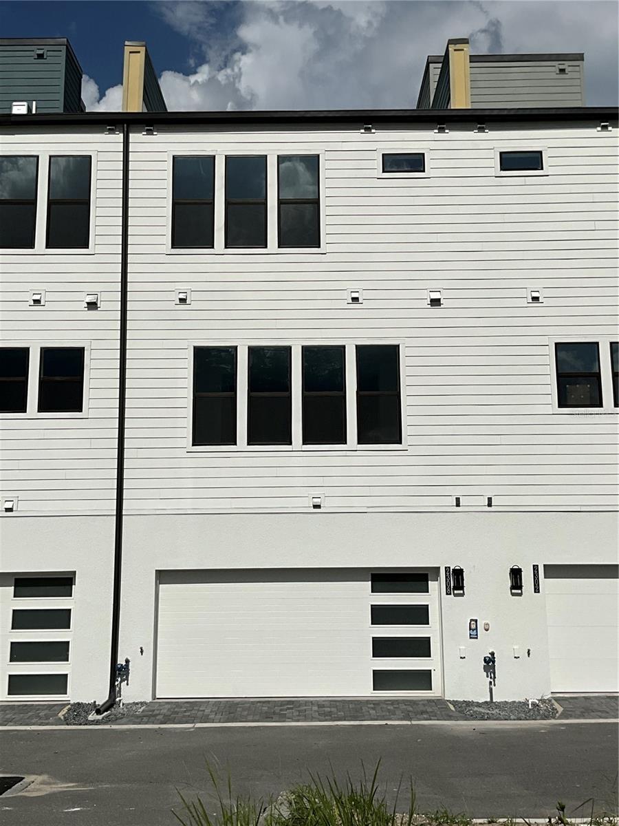 Image 2 of 9 For 2308 Brix Street
