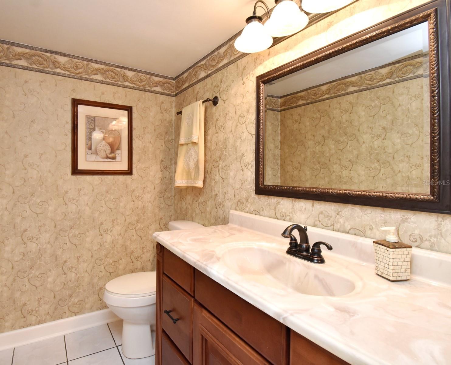 Image 17 of 37 For 6013 Village Circle 6013