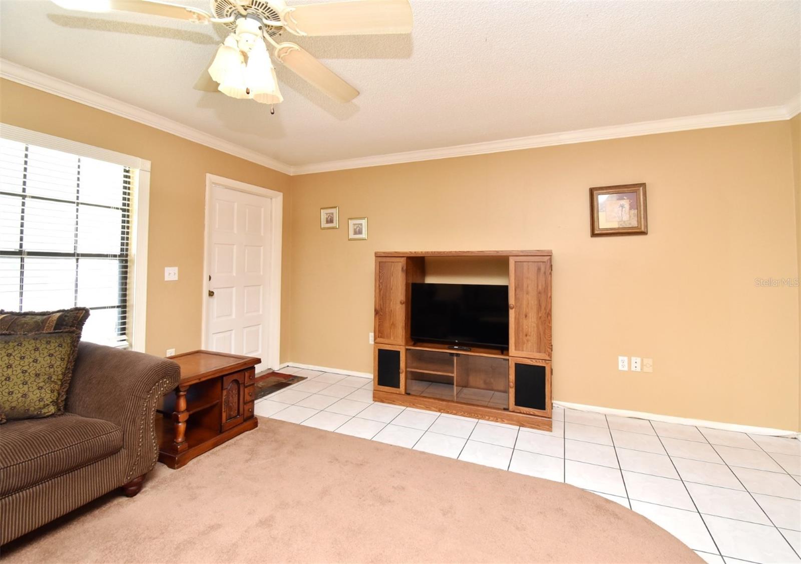 Image 20 of 37 For 6013 Village Circle 6013