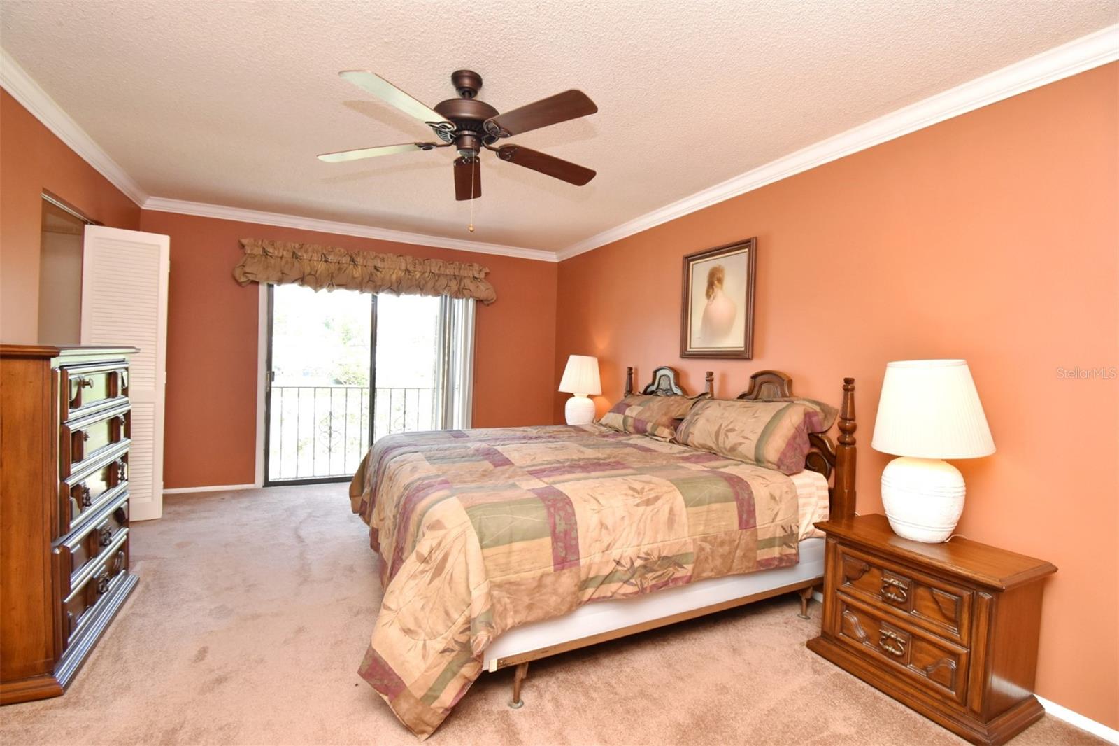 Image 24 of 37 For 6013 Village Circle 6013
