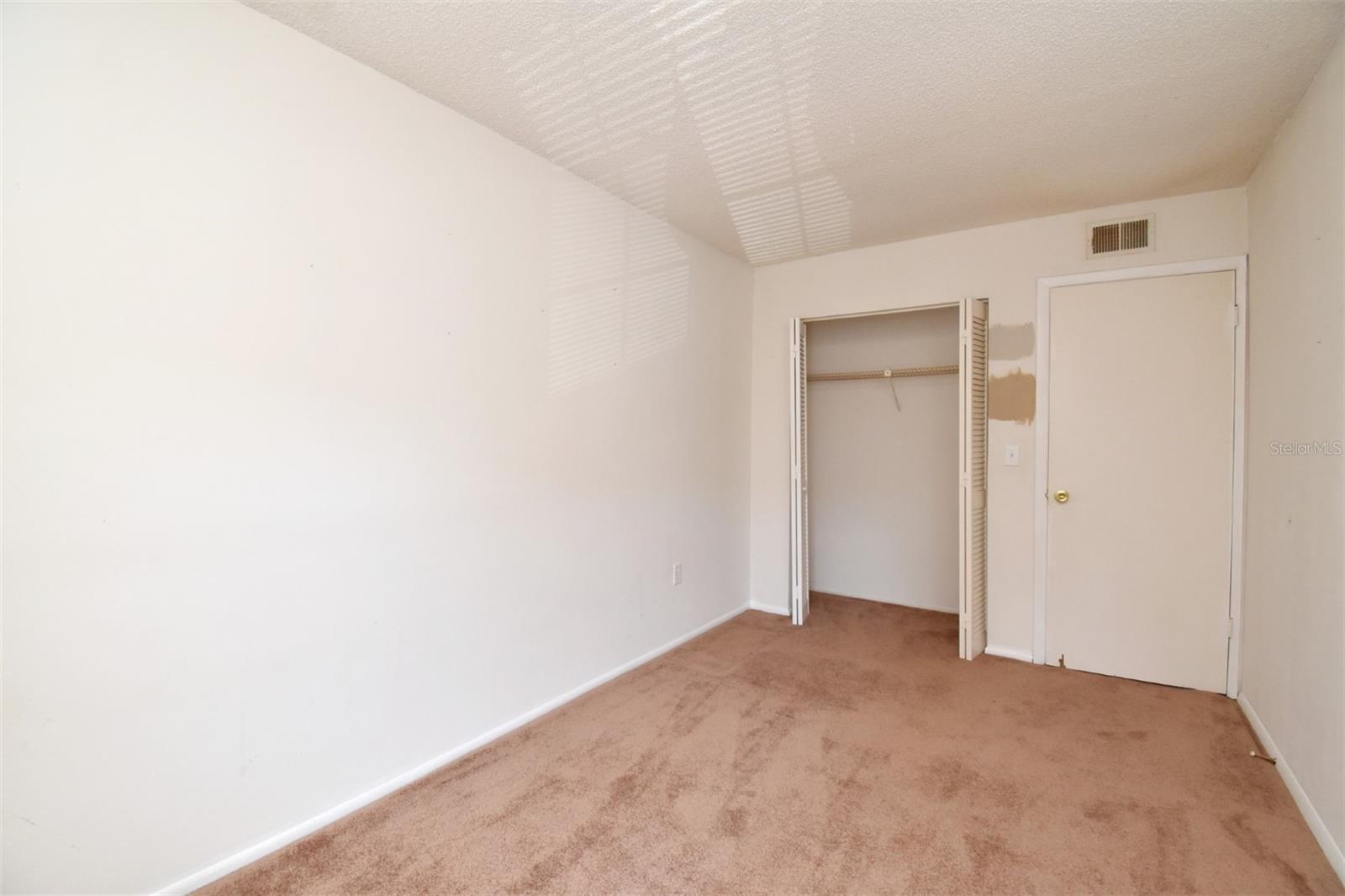 Image 33 of 37 For 6013 Village Circle 6013
