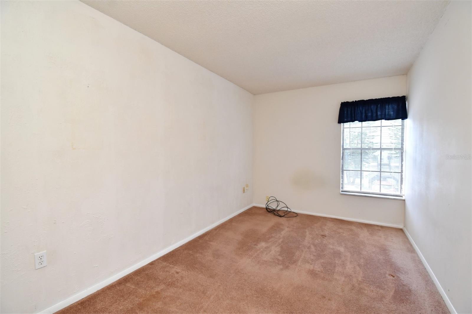 Image 34 of 37 For 6013 Village Circle 6013