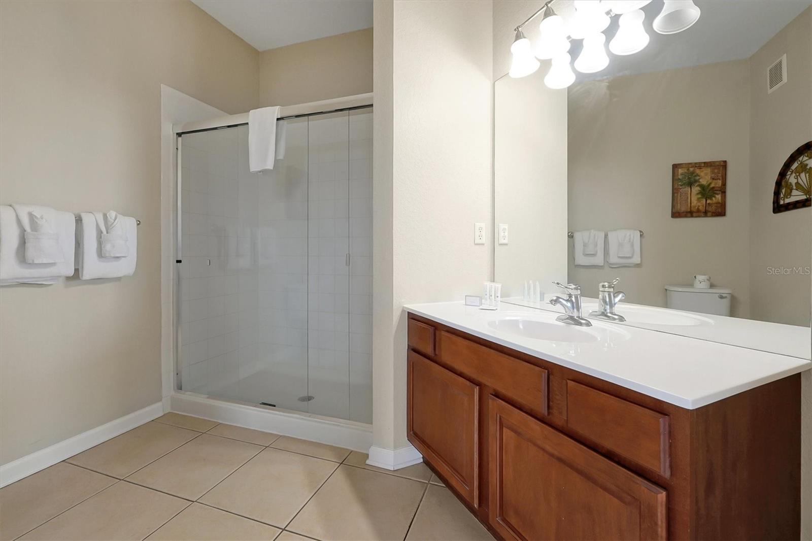 Image 19 of 45 For 4114 Breakview Drive 40402