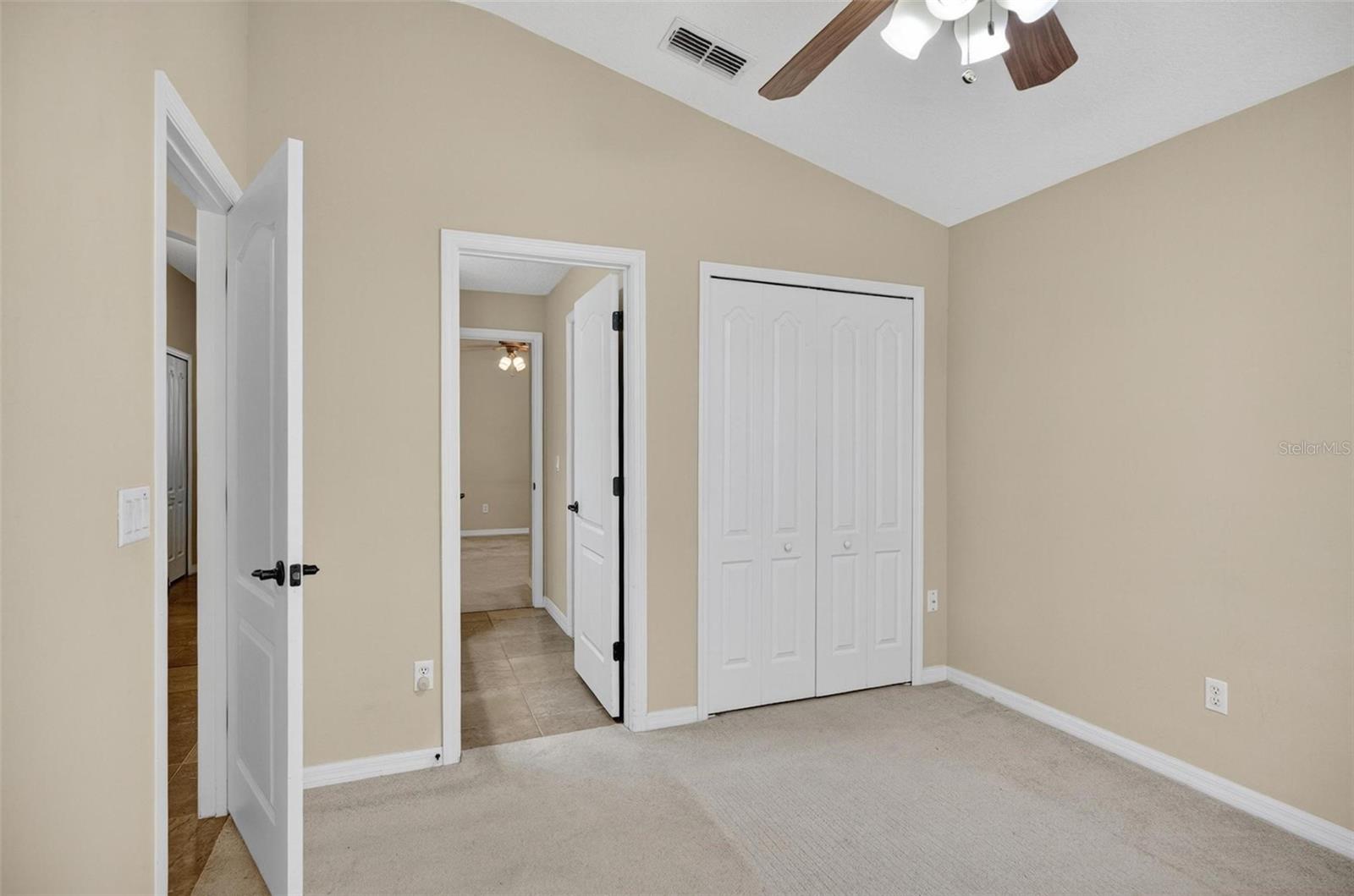 Image 48 of 62 For 140 Gladesdown Court
